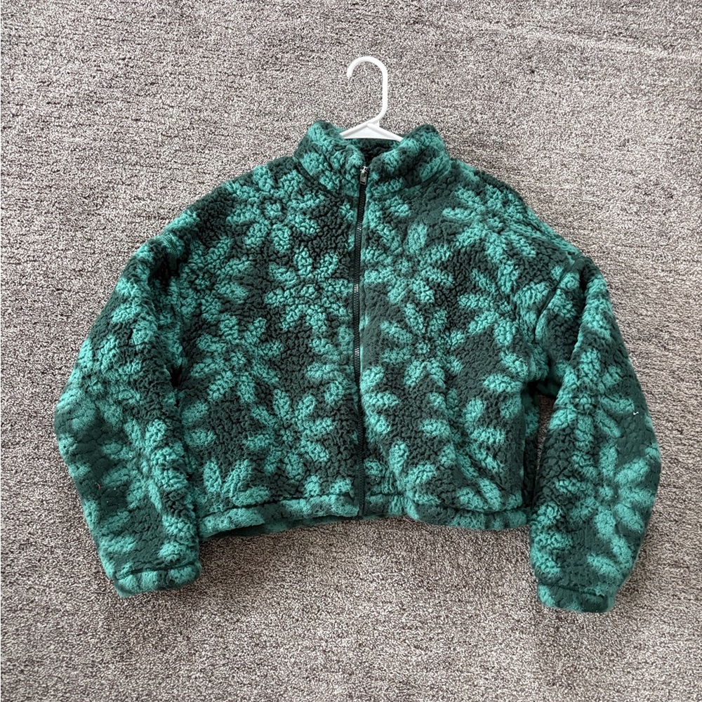 Floral Patterned Sherpa cropped Jacket
